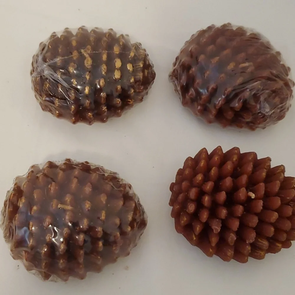 Pottery Barn 4 Fall Pine Cone Candles